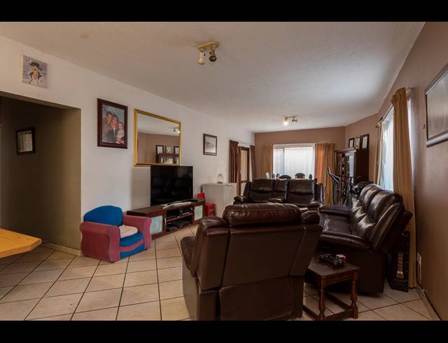 3 BEDROOM TOWNHOUSE SOLD IN BASSONIA